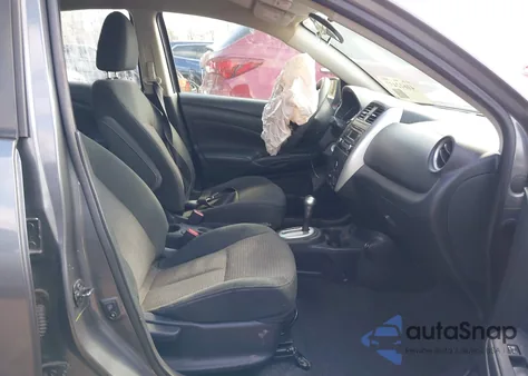 2017 Nissan Versa 1.6 Sv z USA, uszkodzony, nr VIN 3N1CN7AP3HL839516